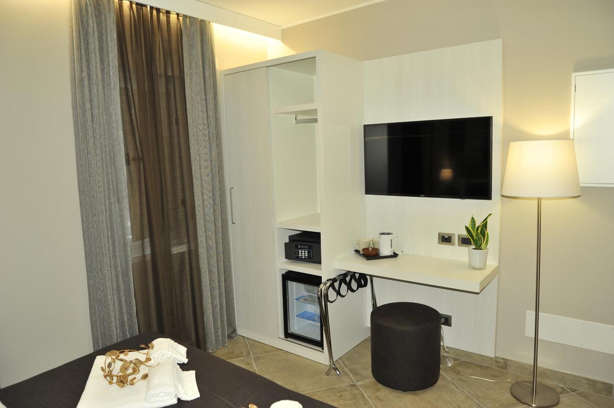 Etnea 454 Catania Luxury Rooms Bagian luar foto